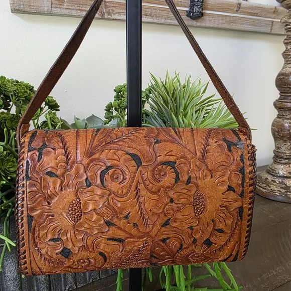 Rare Roth And Madge Handtooled Leather Swarovski Crystal Bag- Collectable OOAK - Picture 2 of 15